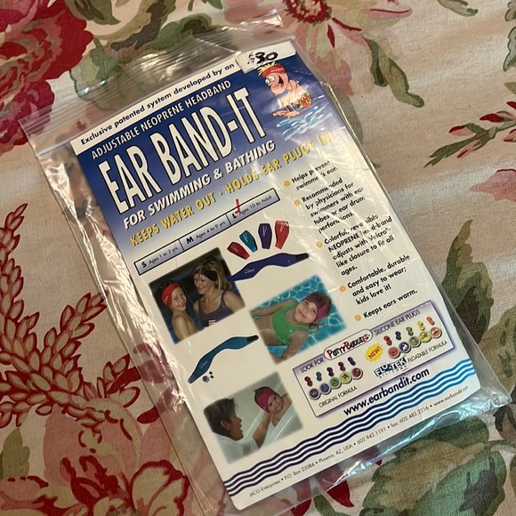 EAR BAND-IT sz Large Fits size 12-to-Adult Blue Band Velcro Closures STRETCH NEW - Picture 2 of 10